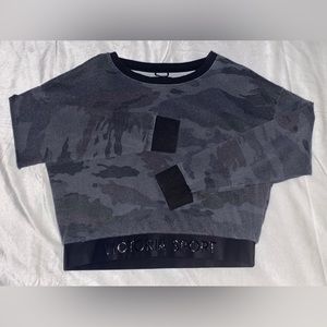 Victoria Secret Sport SweatShirt